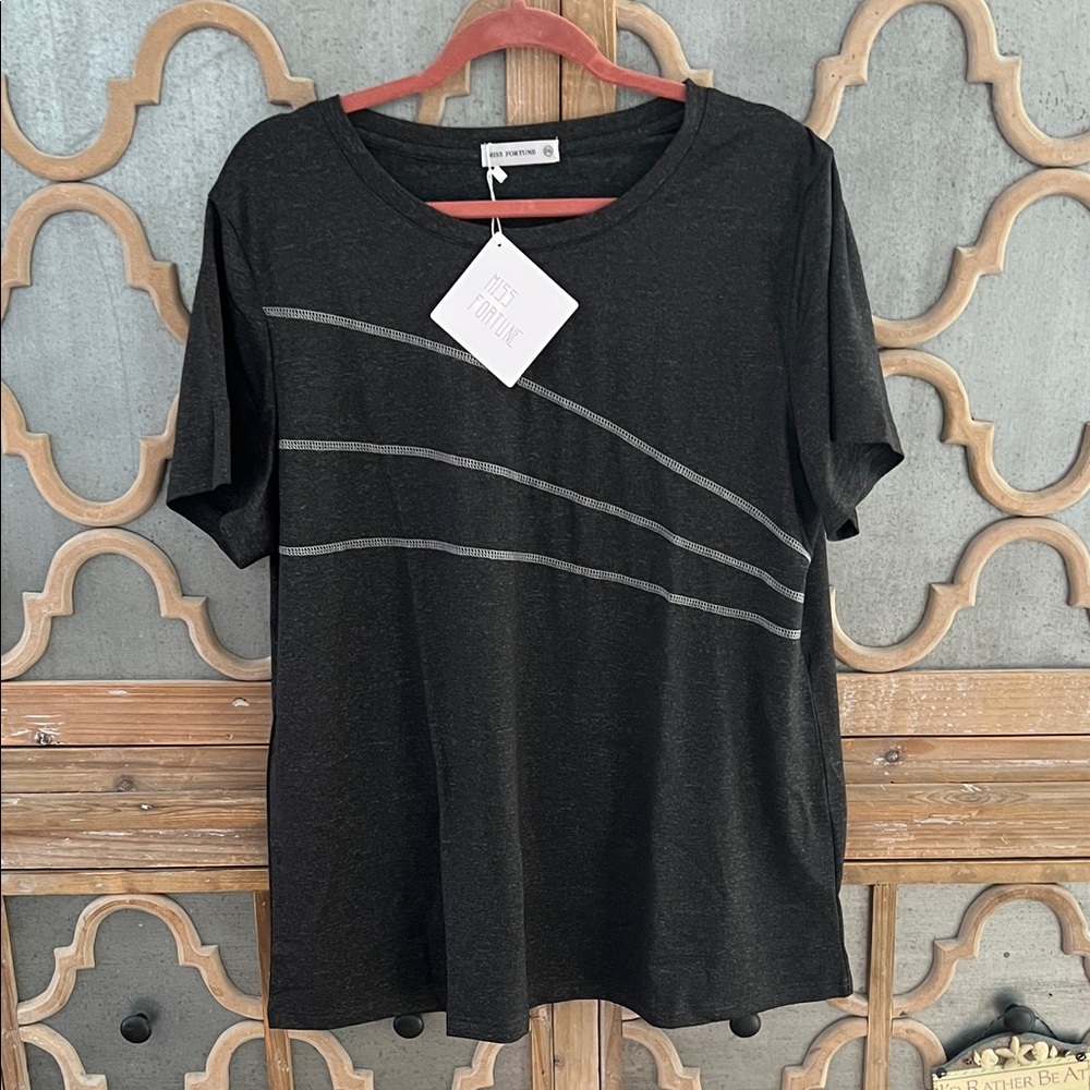 Trendy Black and Gray Short Sleeve Tee